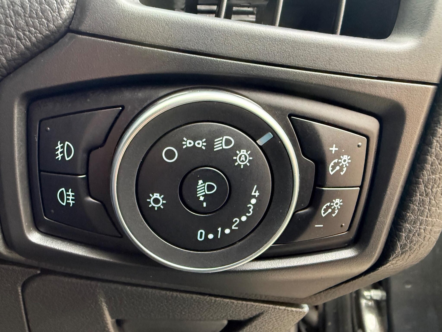 Used Ford Focus for sale - 77882688: Photo 35