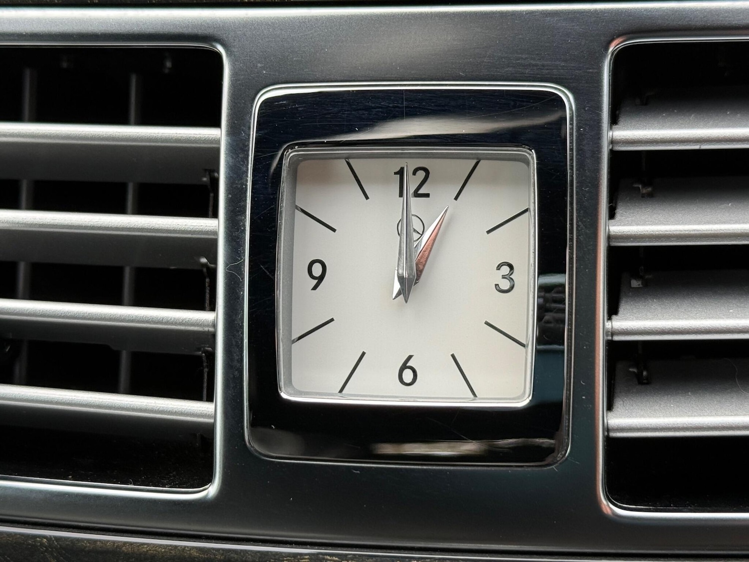 Used Mercedes-Benz CLS 2014 for sale - 76832912: Photo 34