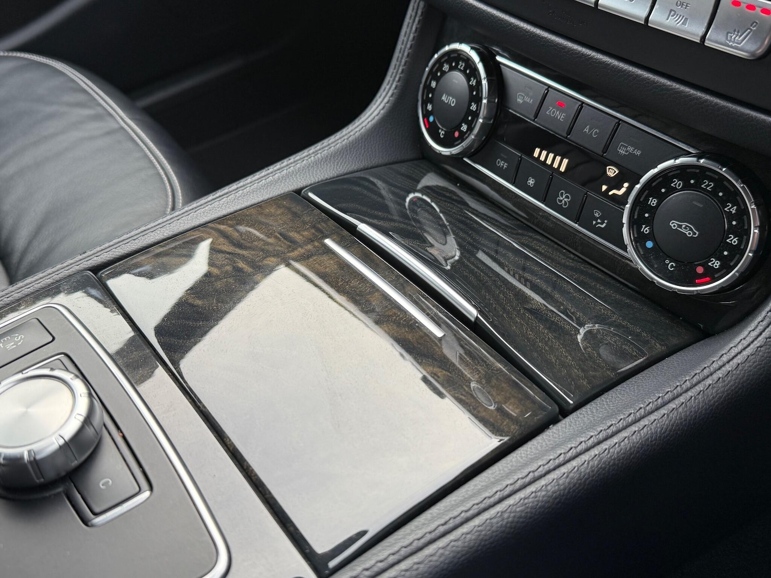 Used Mercedes-Benz CLS 2014 for sale - 76832912: Photo 42