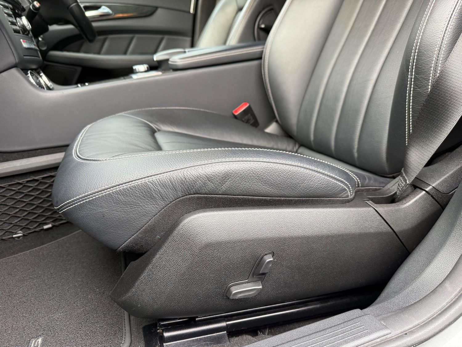 Used Mercedes-Benz CLS 2014 for sale - 76832912: Photo 49