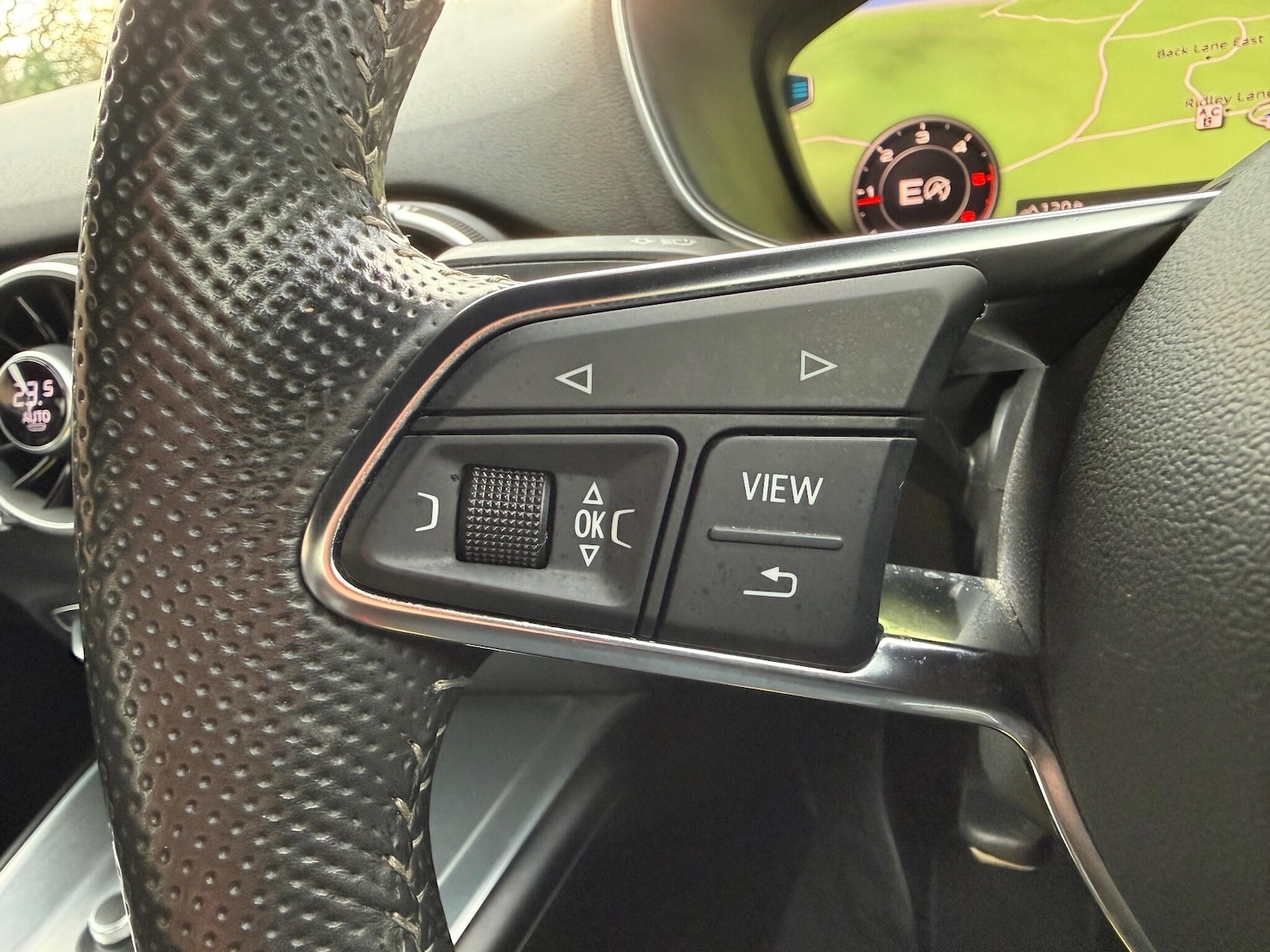 Used Audi TT 2015 for sale - 76899159: Photo 24