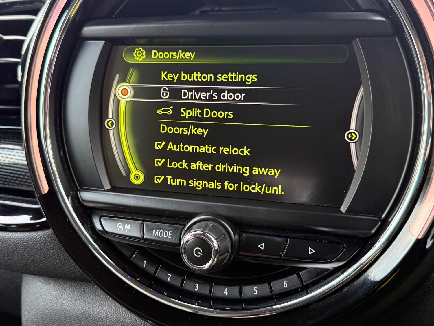 Used MINI Clubman 2017 for sale - 76886824: Photo 43