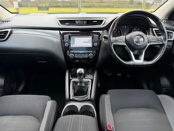 Used Nissan Qashqai 2017 for sale - 77479412: Photo