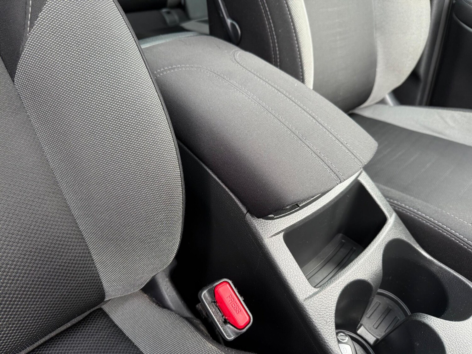 Used Nissan Qashqai 2017 for sale - 77479412: Photo 44