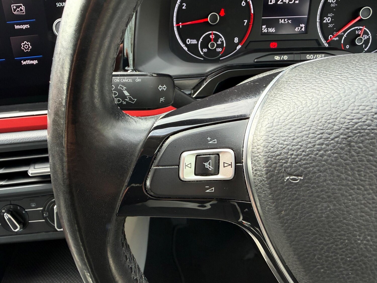 Used Volkswagen Polo 2018 for sale - 78170528: Photo 24