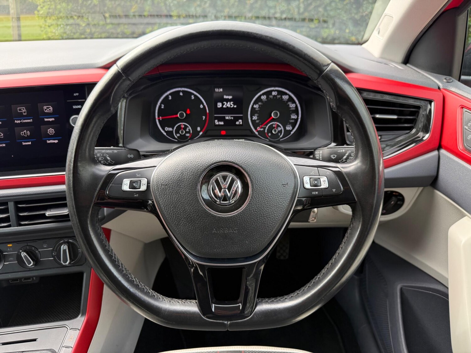 Used Volkswagen Polo 2018 for sale - 78170528: Photo 25