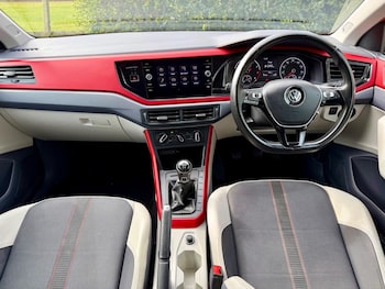 Used Volkswagen Polo 2018 for sale - 78170528: Photo