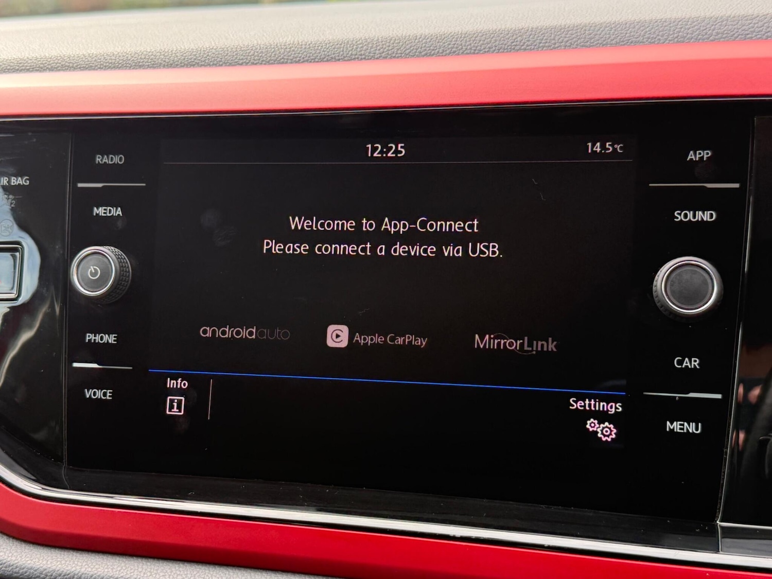 Used Volkswagen Polo 2018 for sale - 78170528: Photo 4