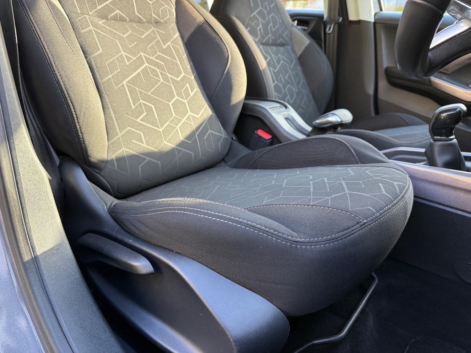 Used Peugeot 2008 2016 for sale - 76562195: Photo 20