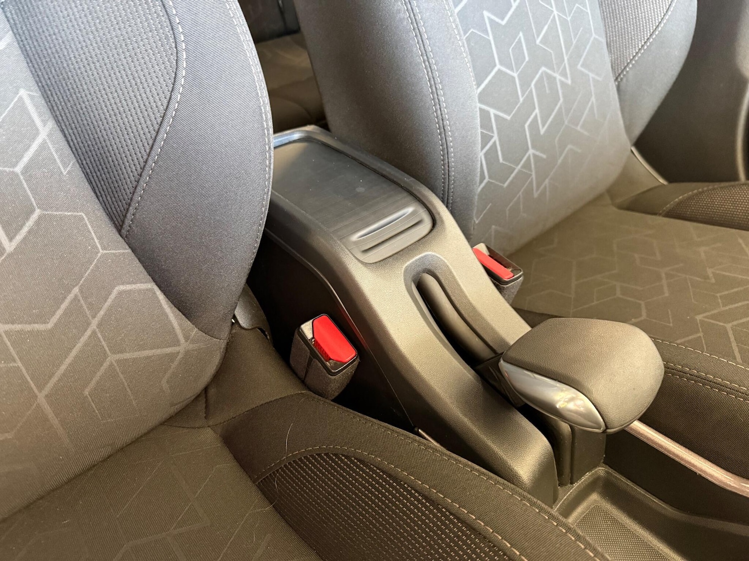 Used Peugeot 2008 2016 for sale - 76562195: Photo 21