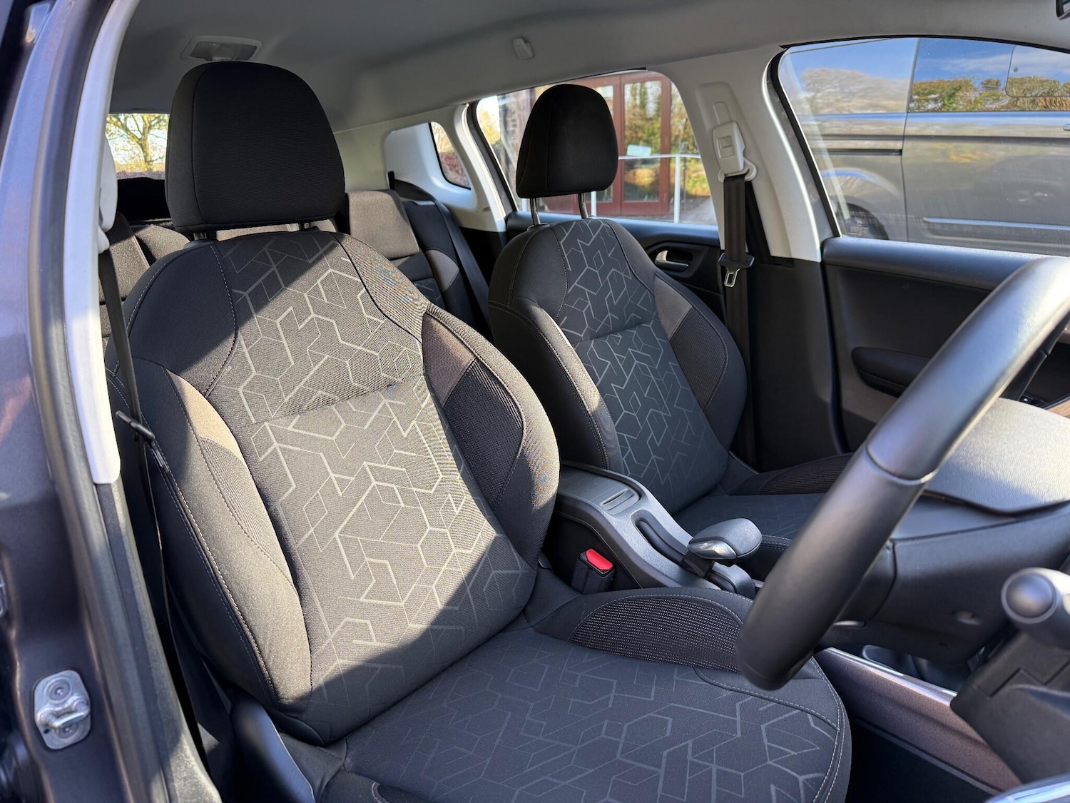 Used Peugeot 2008 2016 for sale - 76562195: Photo 22