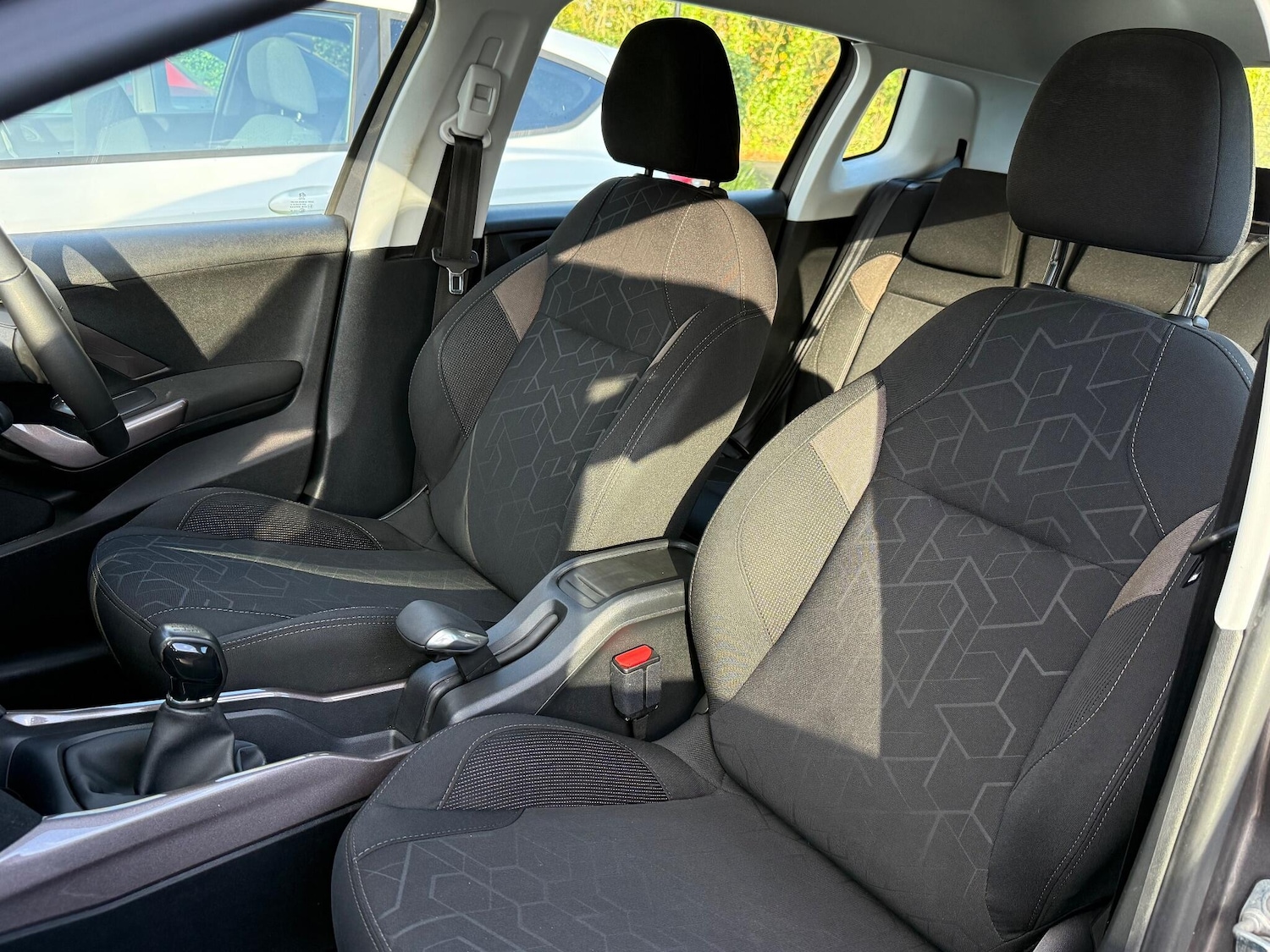 Used Peugeot 2008 2016 for sale - 76562195: Photo 34