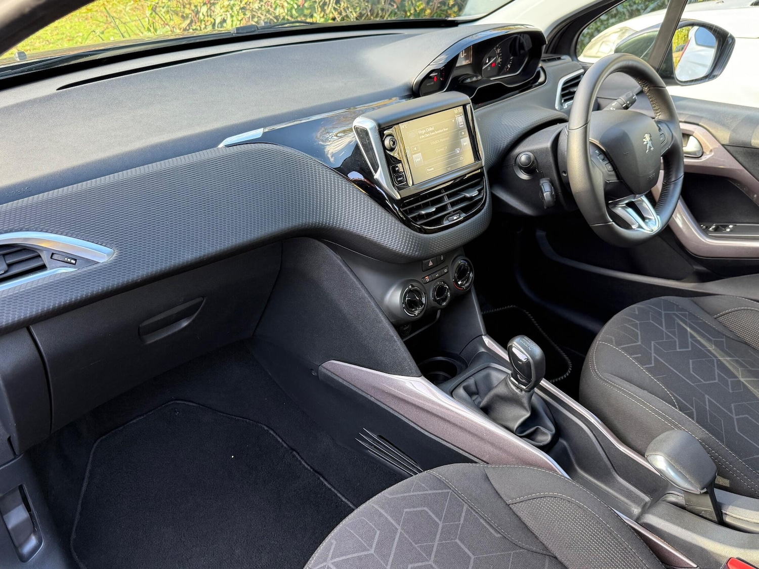 Used Peugeot 2008 2016 for sale - 76562195: Photo 35