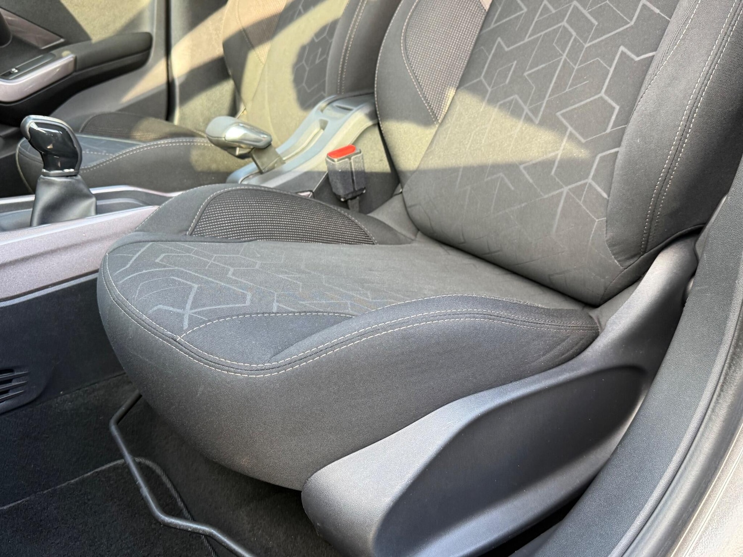 Used Peugeot 2008 2016 for sale - 76562195: Photo 37