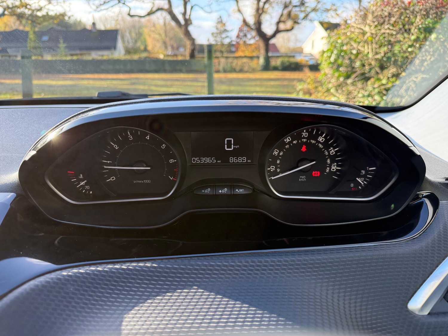 Used Peugeot 2008 2016 for sale - 76562195: Photo 4