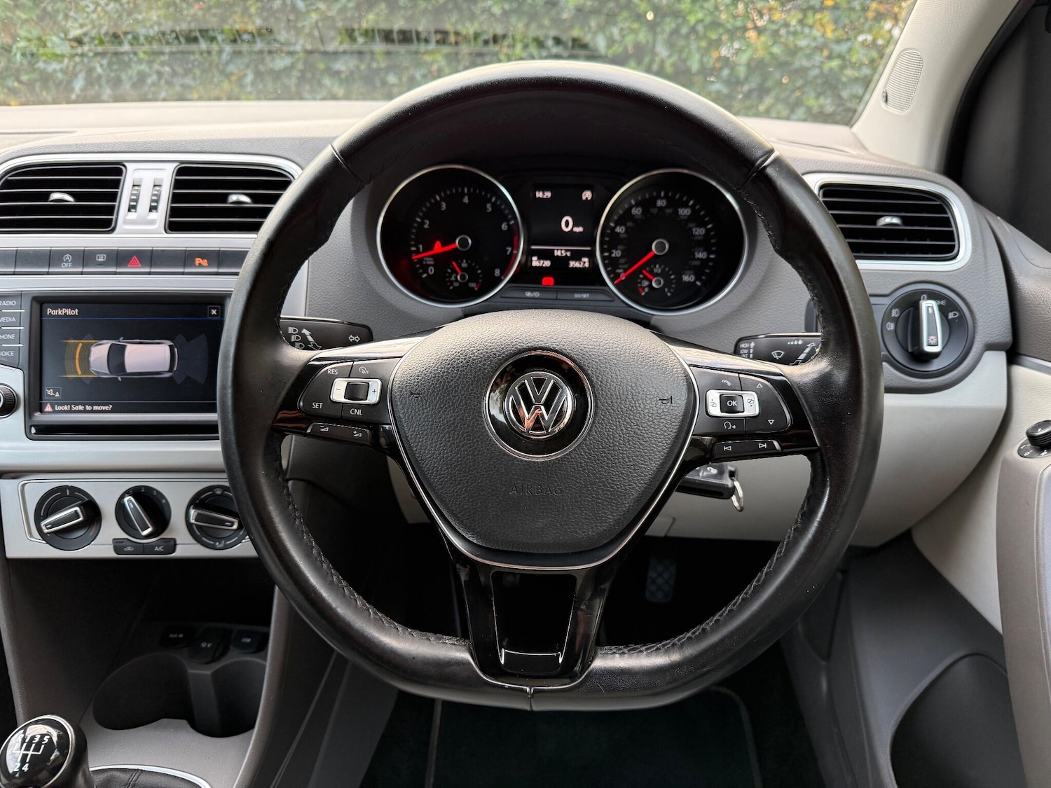 Used Volkswagen Polo 2017 for sale - 76513459: Photo 23