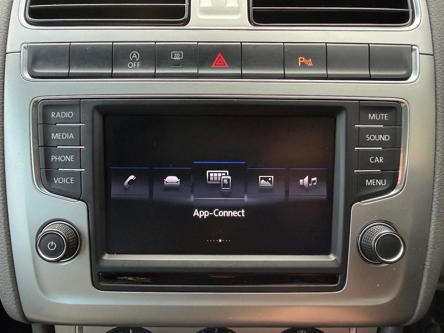 Used Volkswagen Polo 2017 for sale - 76513459: Photo 28