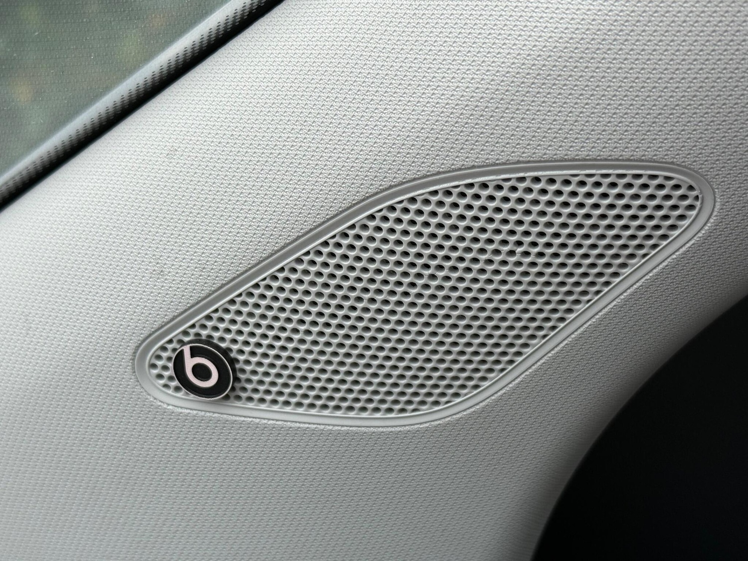 Used Volkswagen Polo 2017 for sale - 76513459: Photo 4