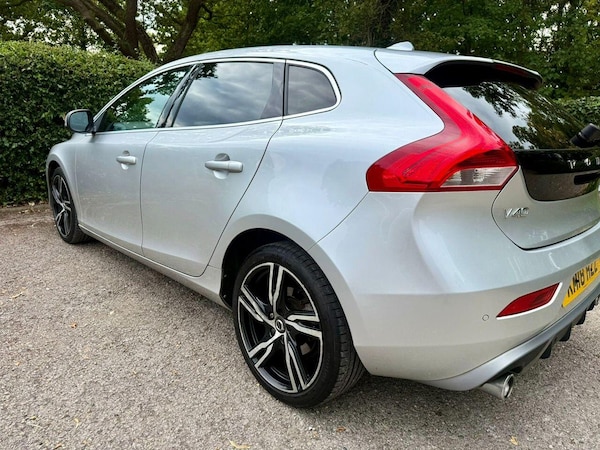 Used Volvo V40 2018 for sale - 75577835: Photo 16