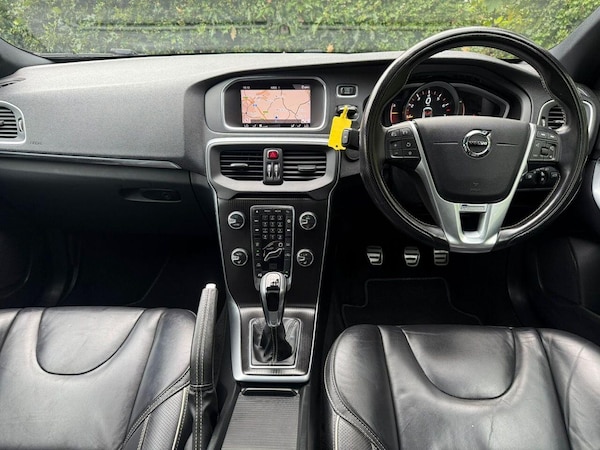 Used Volvo V40 2018 for sale - 75577835: Photo 3