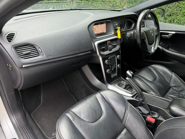 Used Volvo V40 2018 for sale - 75577835: Photo 48