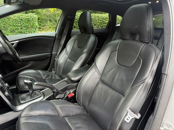 Used Volvo V40 2018 for sale - 75577835: Photo 49