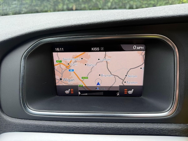 Used Volvo V40 2018 for sale - 75577835: Photo 5