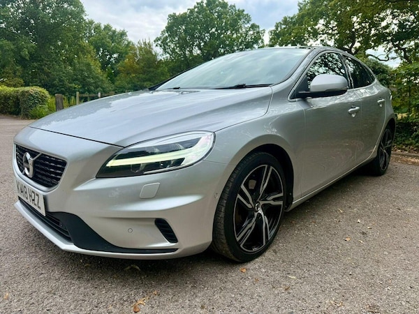 Used Volvo V40 2018 for sale - 75577835: Photo 9