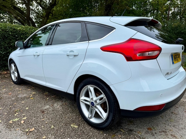 Used Ford Focus 2016 for sale - 76295524: Photo 14