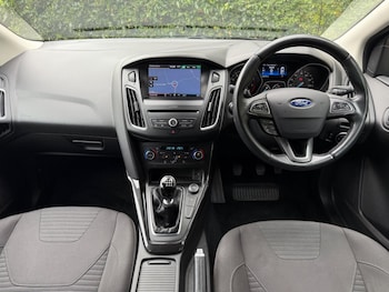 Used Ford Focus 2016 for sale - 76295524: Photo 3