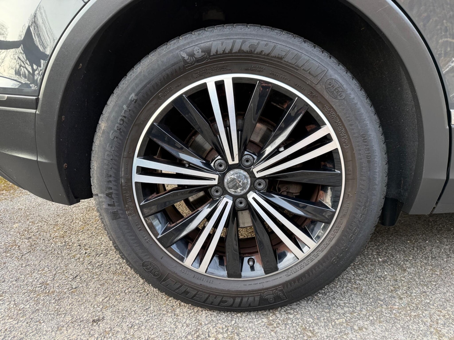 Used Volkswagen Tiguan for sale - 77958029: Photo 11