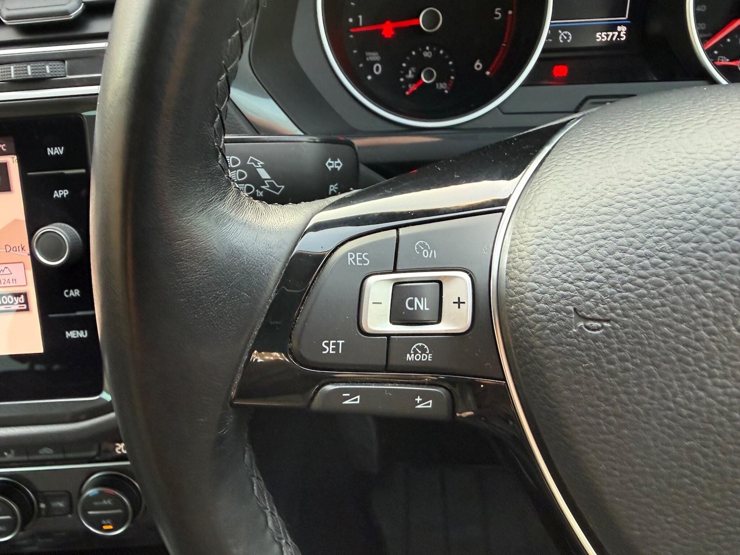 Used Volkswagen Tiguan for sale - 77958029: Photo 26