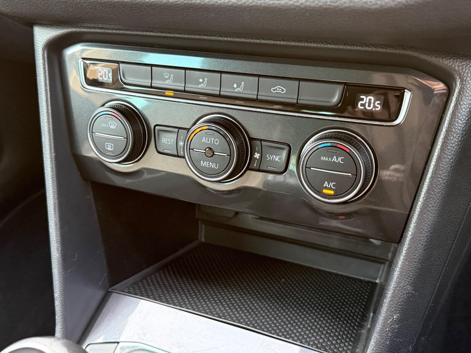 Used Volkswagen Tiguan for sale - 77958029: Photo 31