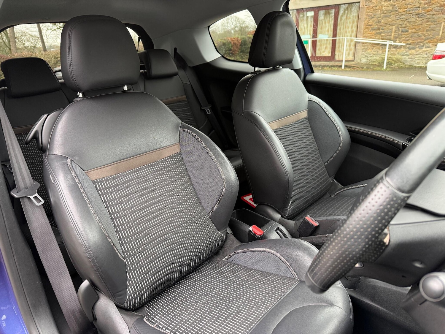 Used Peugeot 208 2015 for sale - 77144280: Photo 11