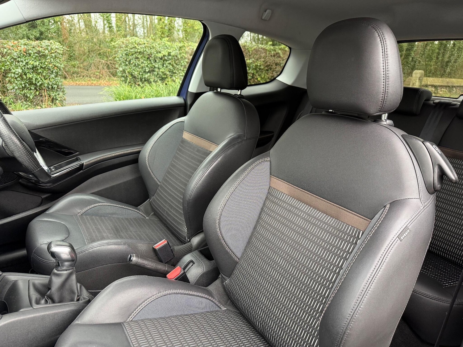 Used Peugeot 208 2015 for sale - 77144280: Photo 31