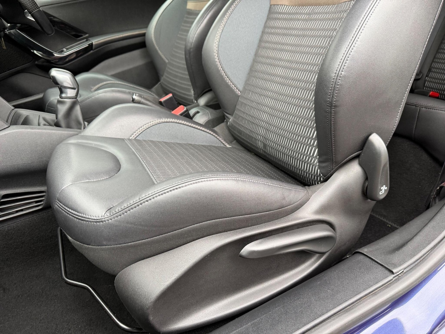 Used Peugeot 208 2015 for sale - 77144280: Photo 34