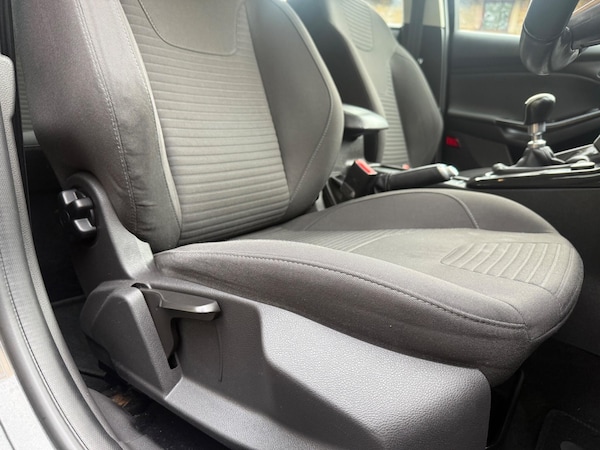 Used Ford Focus 2015 for sale - 76214701: Photo 25