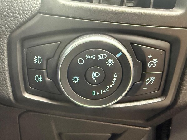 Used Ford Focus 2015 for sale - 76214701: Photo 35