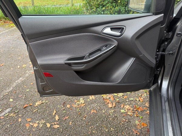 Used Ford Focus 2015 for sale - 76214701: Photo 43