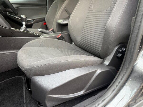 Used Ford Focus 2015 for sale - 76214701: Photo 45