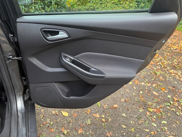Used Ford Focus 2015 for sale - 76214701: Photo 47