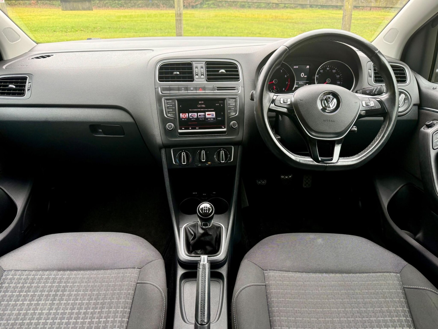 Used Volkswagen Polo for sale - 78127885: Photo 4