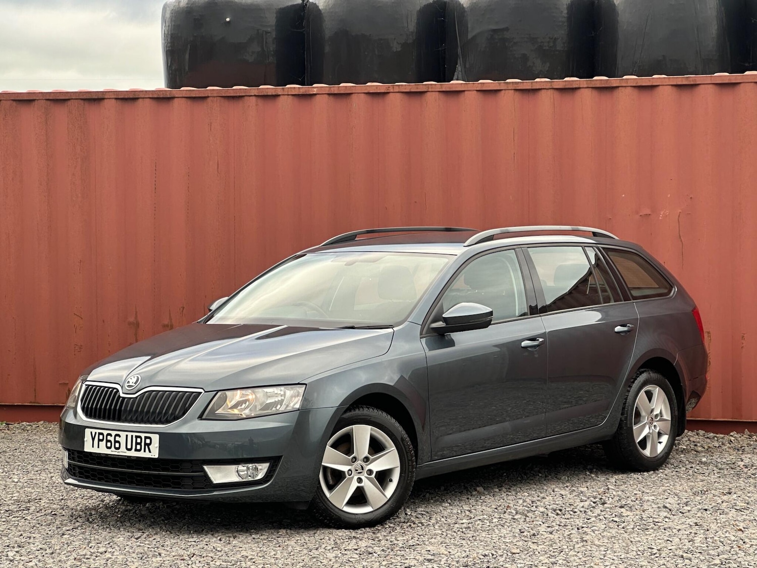 Used Skoda Octavia for sale - 76701550: Photo 2