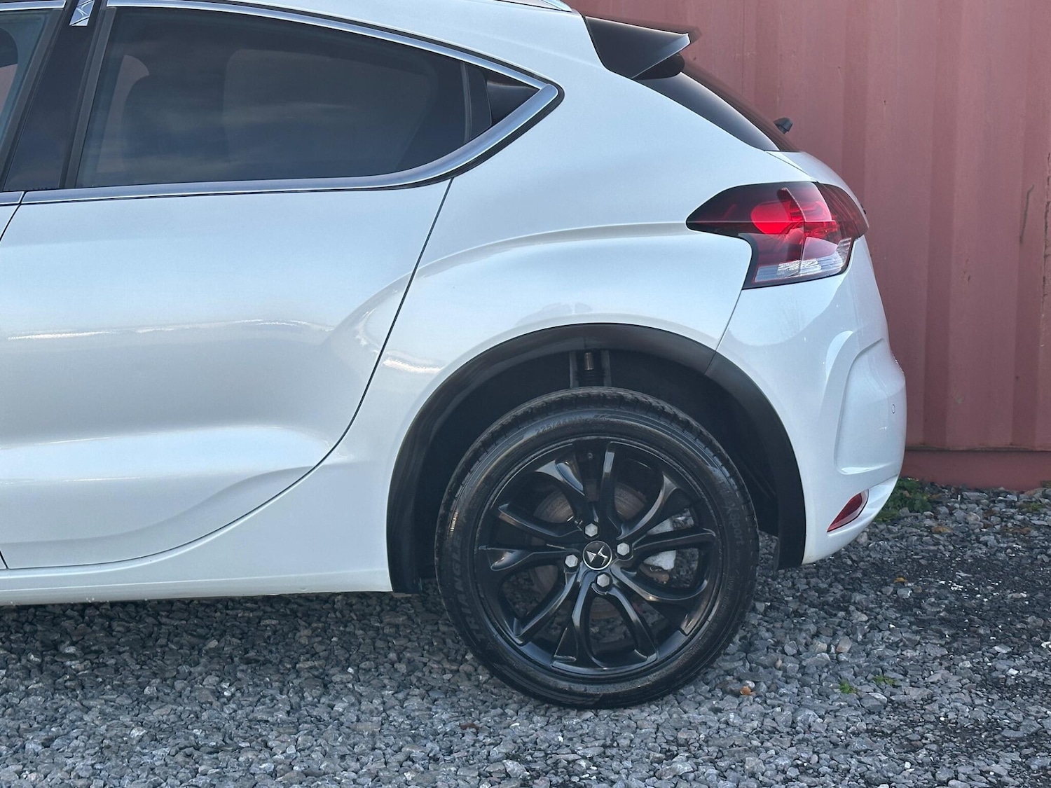 Used DS Automobiles DS 4 Crossback 2017 for sale - 76886115: Photo 15