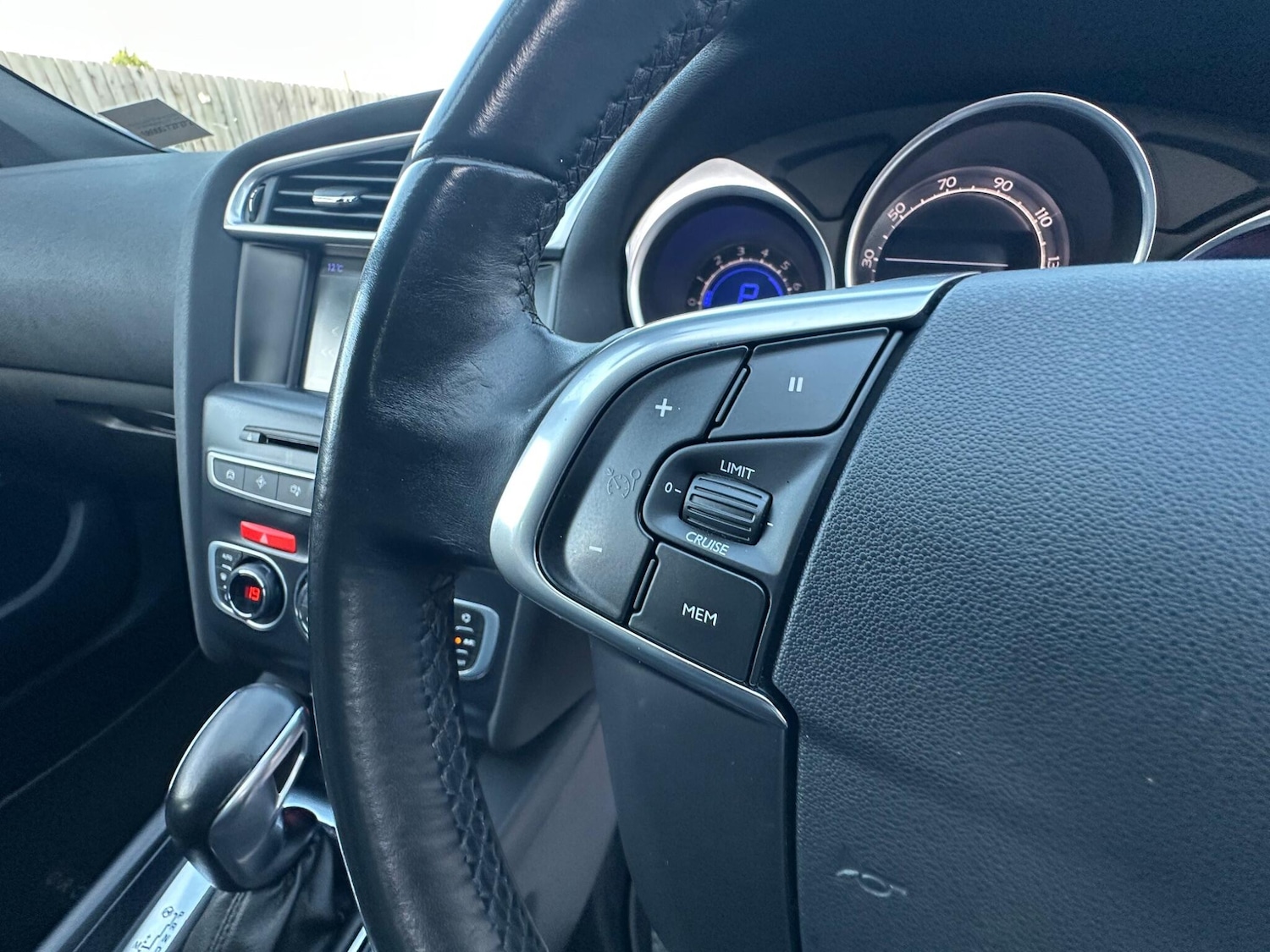 Used DS Automobiles DS 4 Crossback 2017 for sale - 76886115: Photo 44