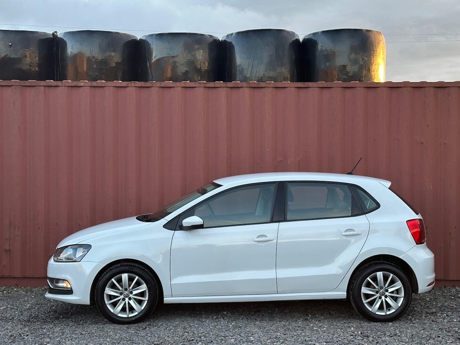 Used Volkswagen Polo 2015 for sale - 77102011: Photo 12