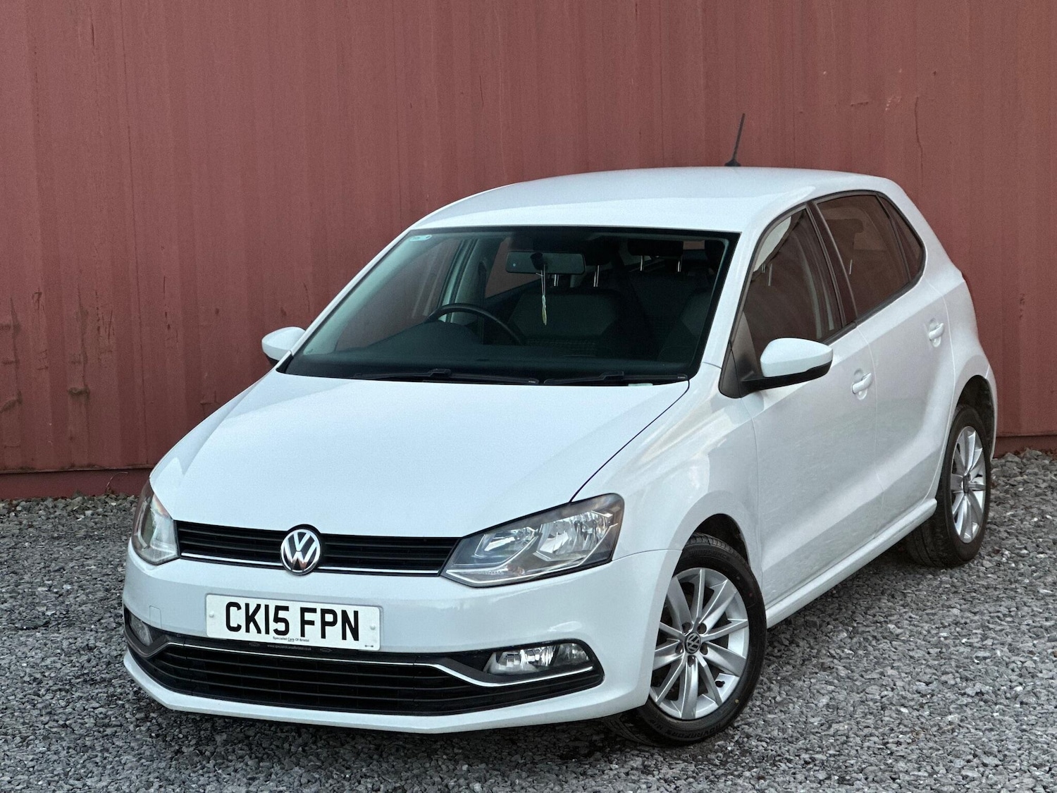 Used Volkswagen Polo 2015 for sale - 77102011: Photo 3