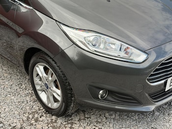 Used Ford Fiesta 2015 for sale - 79576678: Photo