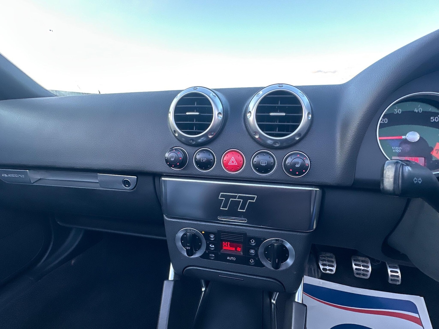 Used Audi TT 2003 for sale - 76997252: Photo 47