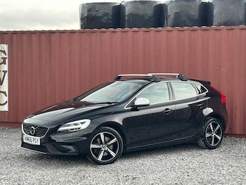 Used Volvo V40 2016 for sale - 77683440: Photo